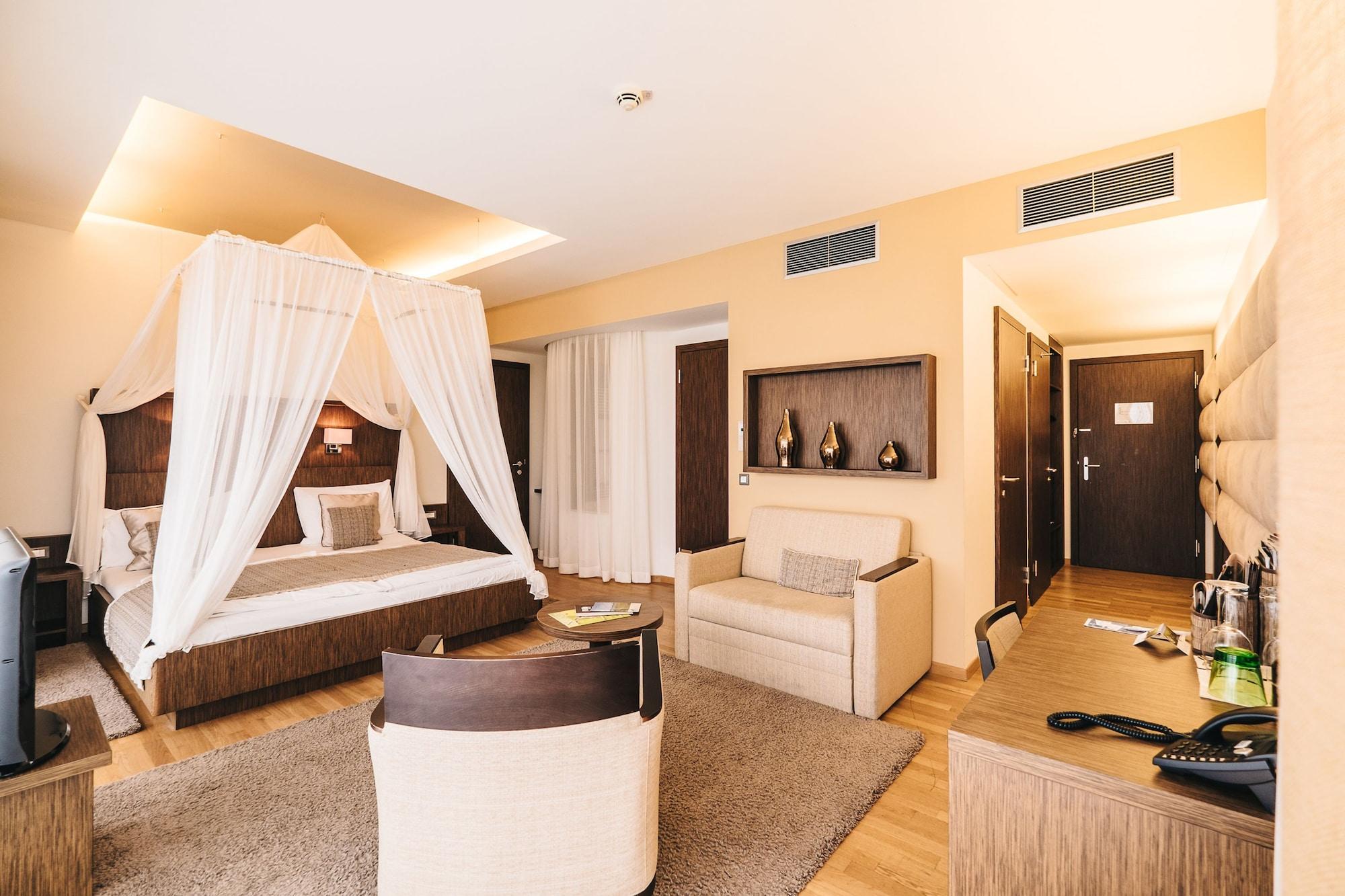 St. Martins Therme & Lodge Frauenkirchen Ngoại thất bức ảnh