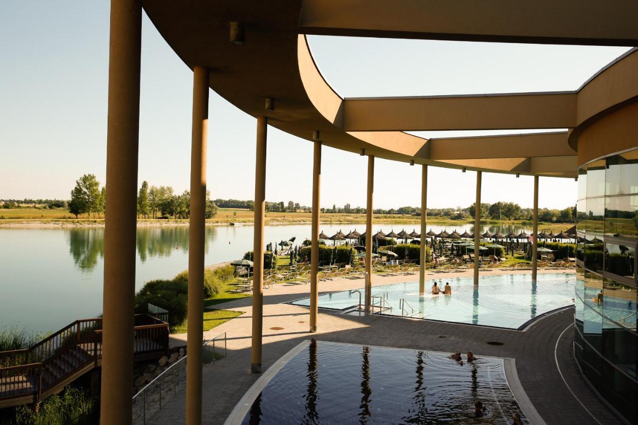 St. Martins Therme & Lodge Frauenkirchen Ngoại thất bức ảnh